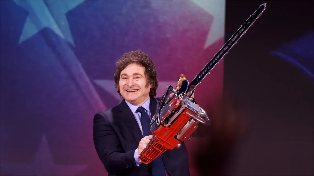 milei motosierra